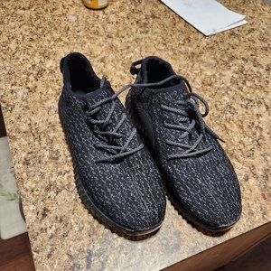 YEEZY 350 BOOST PIRATE BLACK